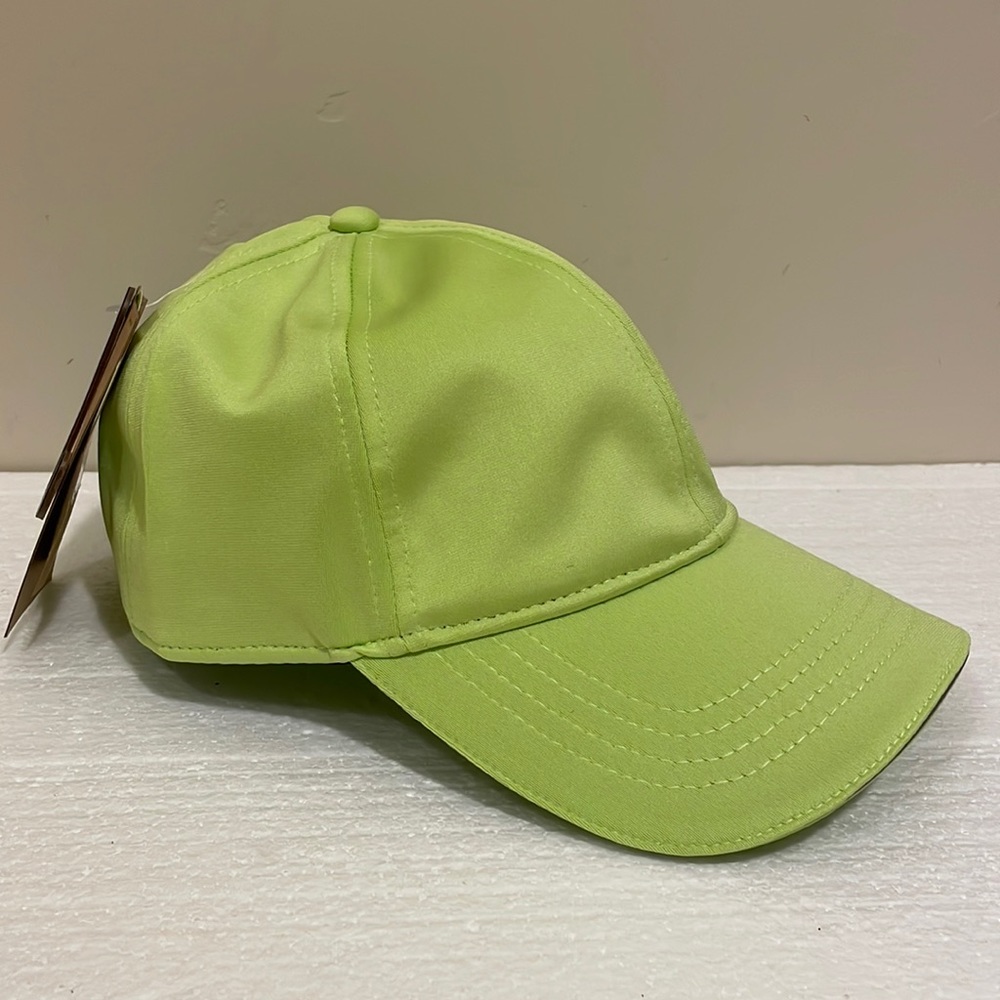 Neon Cap with hole for ponytail 🧢
